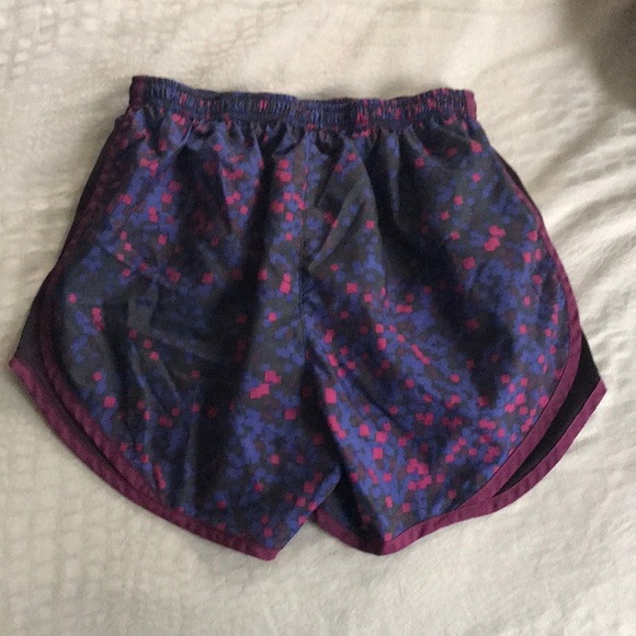 Nike Dri-Fit Running Shorts - Picture 2 of 4